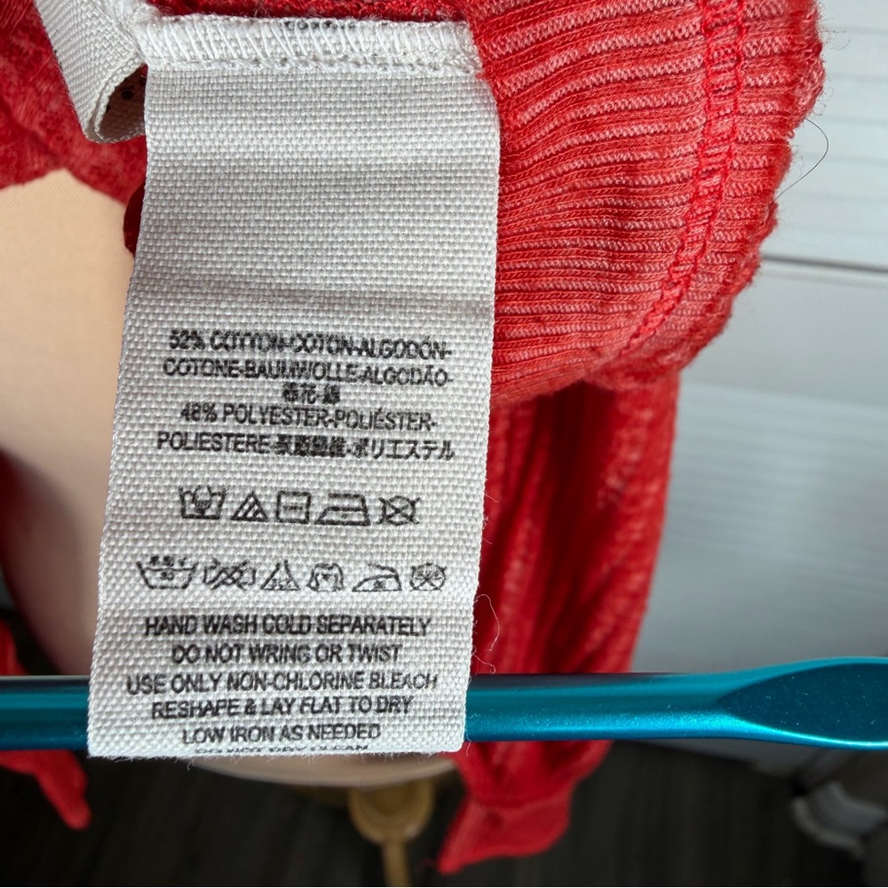 We The Free Red Waffle Knit Thermal V Neck Slouchy Lightweight Top XS - Picture 10 of 13